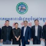 Cambodia Securities Plc. visit the Chinese Chamber of Commerce in Cambodia